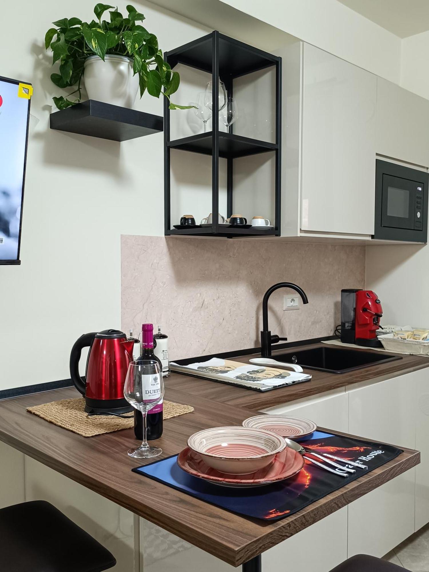 Apartment Craterhouse In *